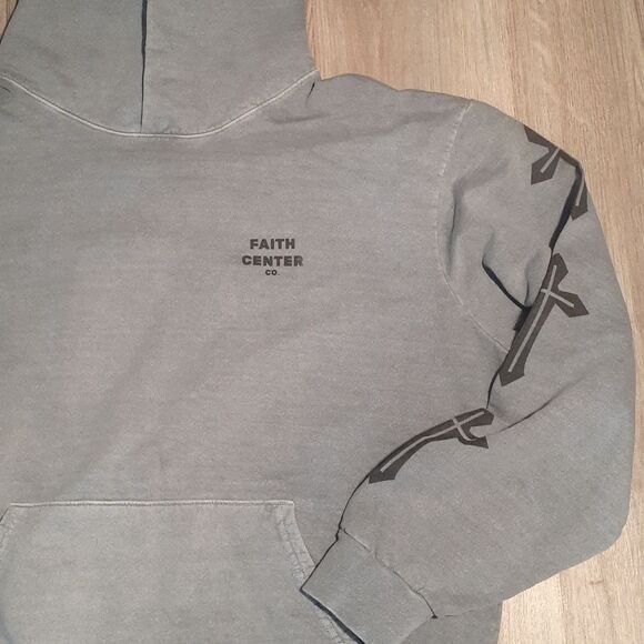 XL Faith Center Co. Sweatshirt Hoodie - Picture 4 of 10